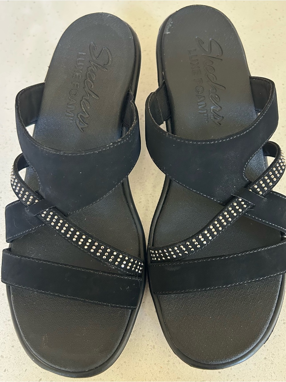 Skechers Luxe Foam Black Wedge Sandals with Studded Straps - Picture 4 of 7